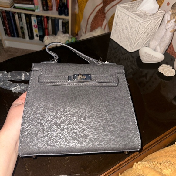 Nico and Olive purse - Picture 1 of 5